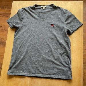 Burberry men’s vneck